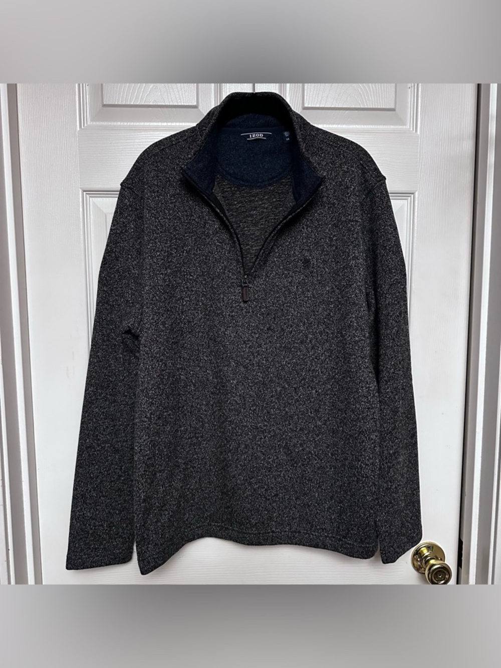 IZOD Men's Size Large Charcoal Gray Fleece 1/4 Zip Stretch Soft Pullover Sweater